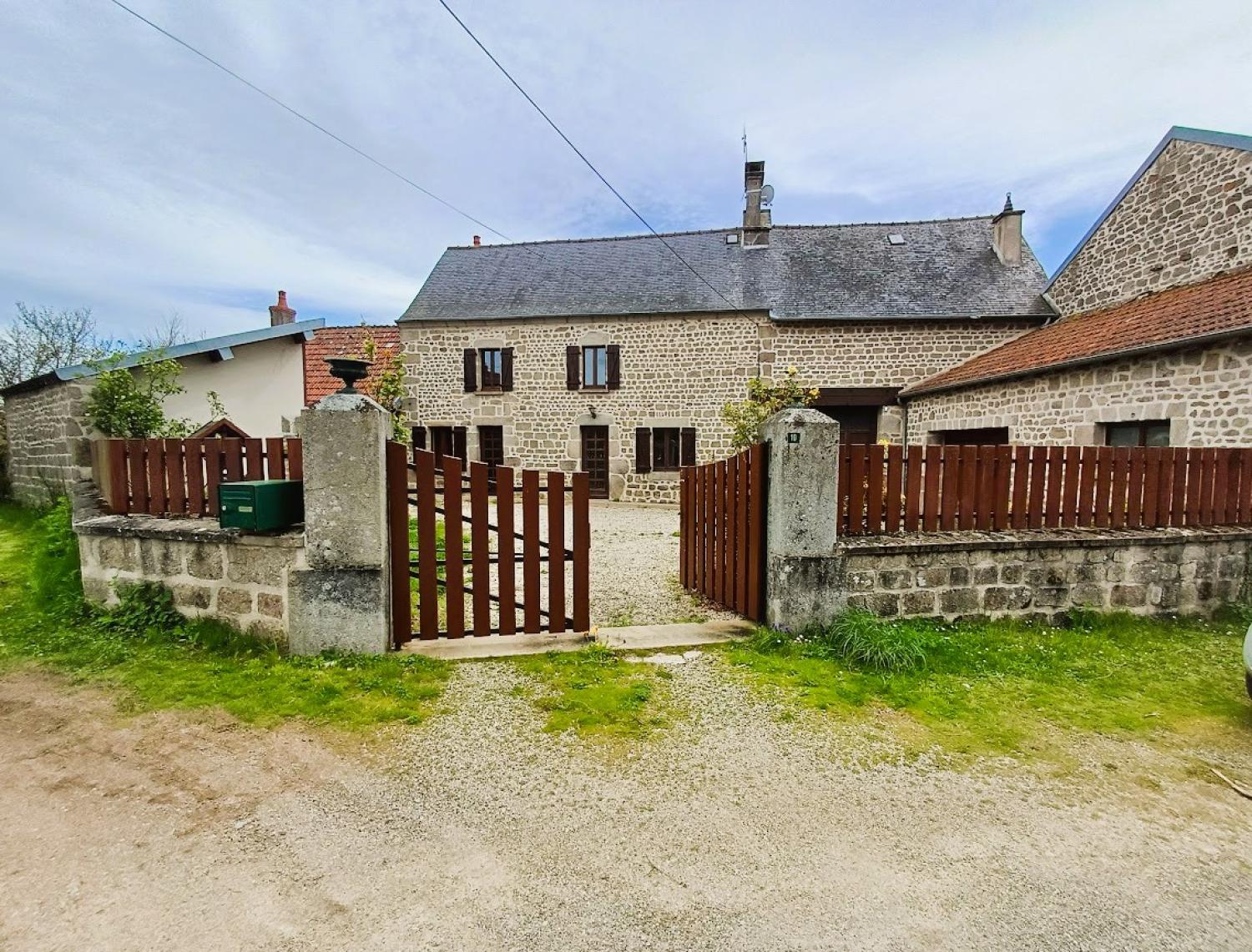 maison indépendant à vendre Champagnat, Creuse ( Nouvelle-Aquitaine) photo 2