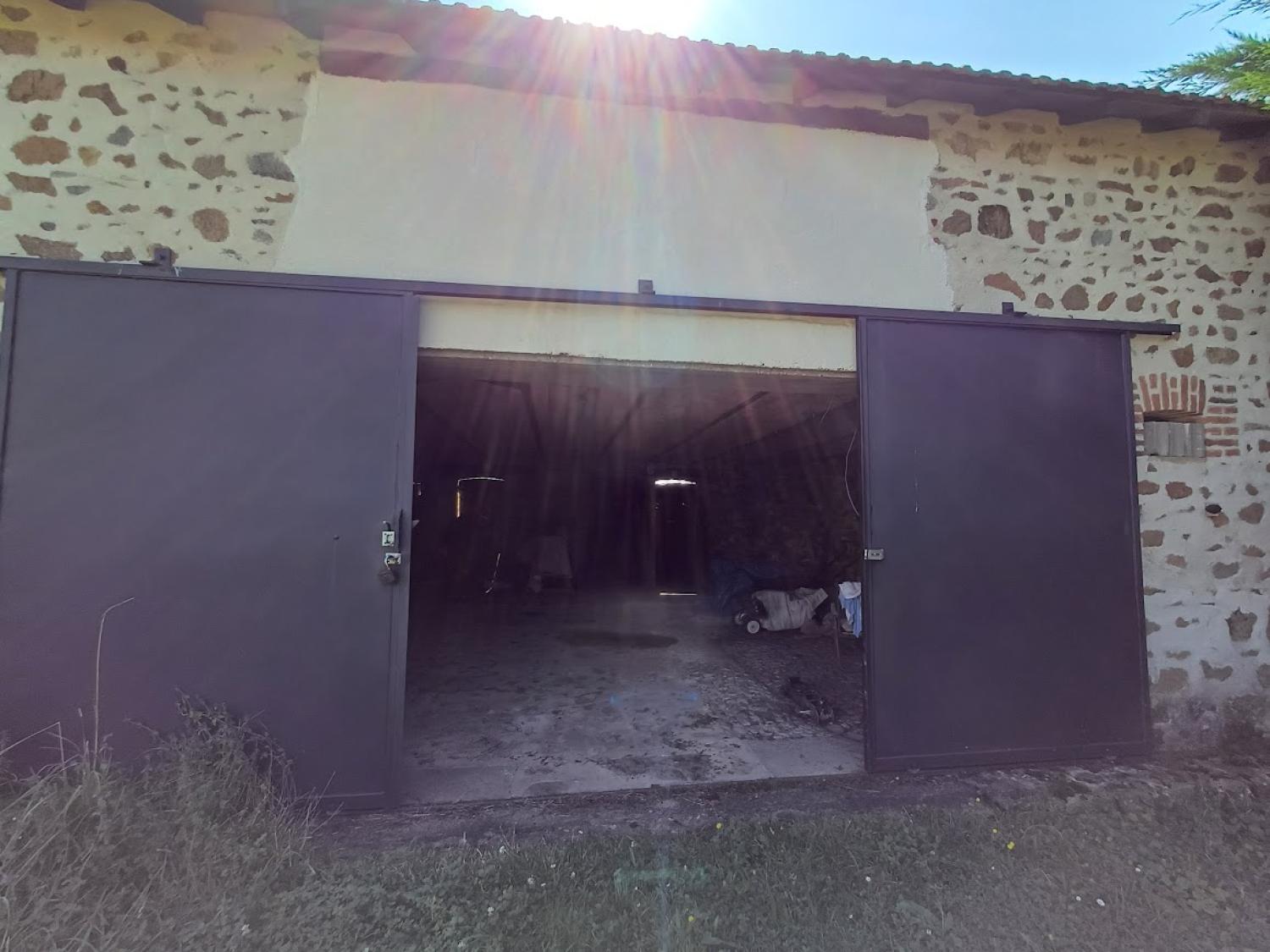 maison indépendant à vendre Saint-Maurice-près-Pionsat, Puy-de-Dôme ( Auvergne-Rhône-Alpes) photo 6