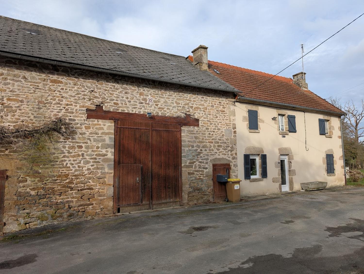 maison indépendant à vendre La Souterraine, Creuse ( Nouvelle-Aquitaine) photo 1