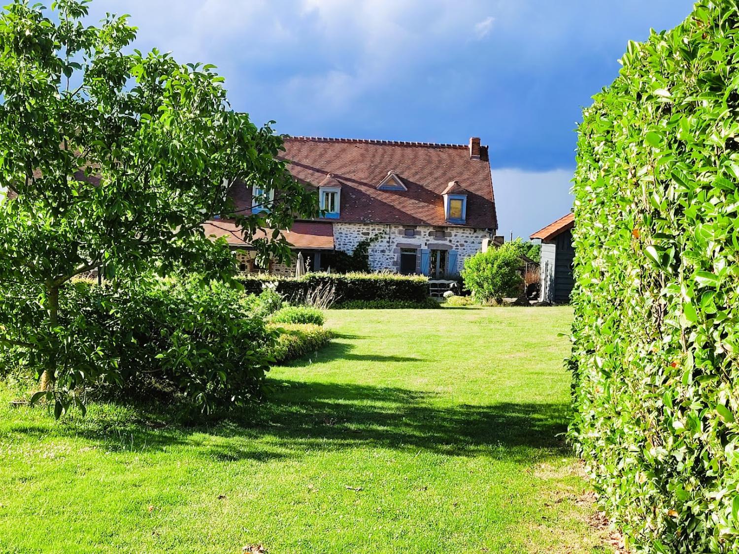 gîtes/ chambres d'hôtes à vendre Beaune d'Allier, Allier ( Auvergne-Rhône-Alpes) photo 31