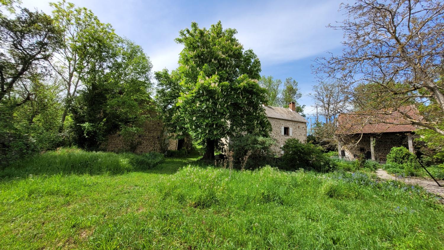 maison indépendant à vendre Charron, Creuse ( Nouvelle-Aquitaine) photo 2