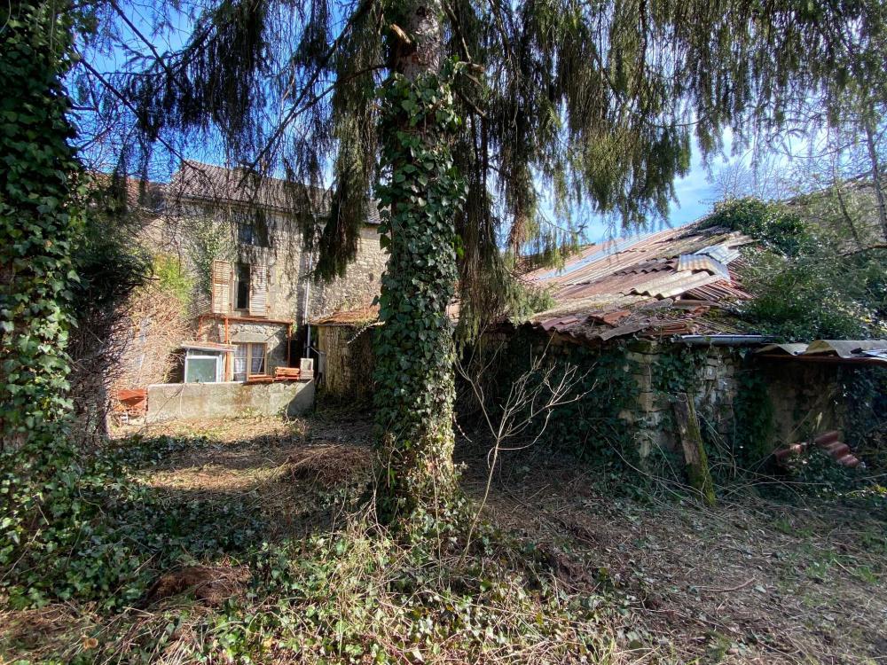  à vendre ferme de village Dampierre Haute-Marne 27