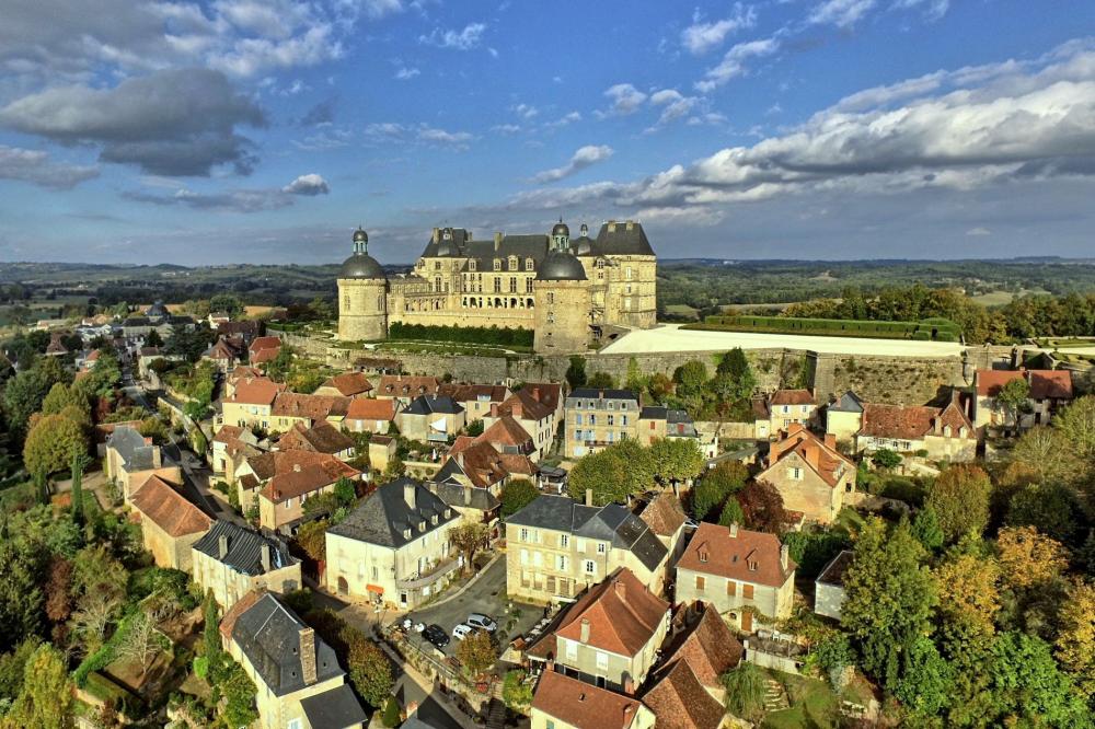  à vendre maison indépendant Hautefort Dordogne 2