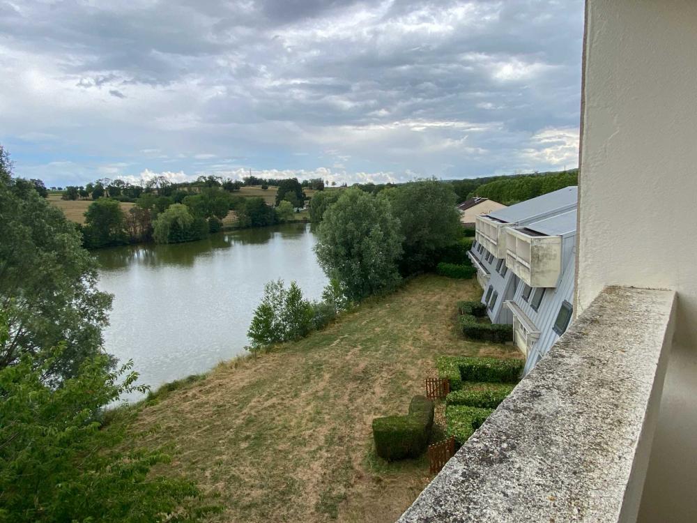  à vendre hôtel restaurant Bourbonne-les-Bains Haute-Marne 5