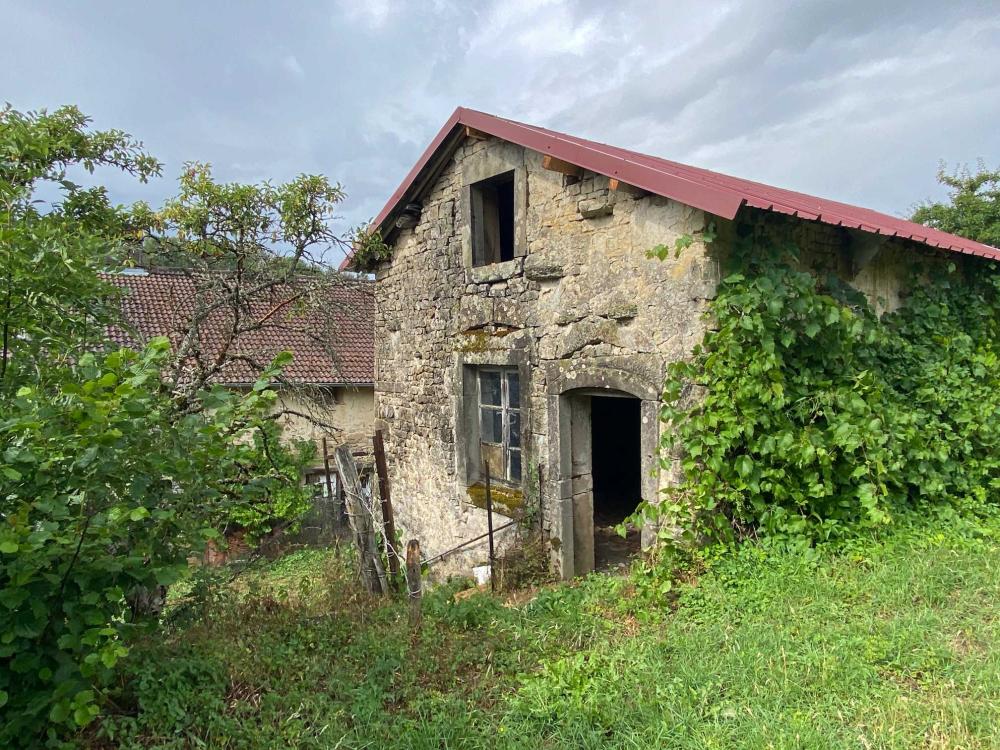  à vendre ferme de village Ainvelle Haute-Saône 24