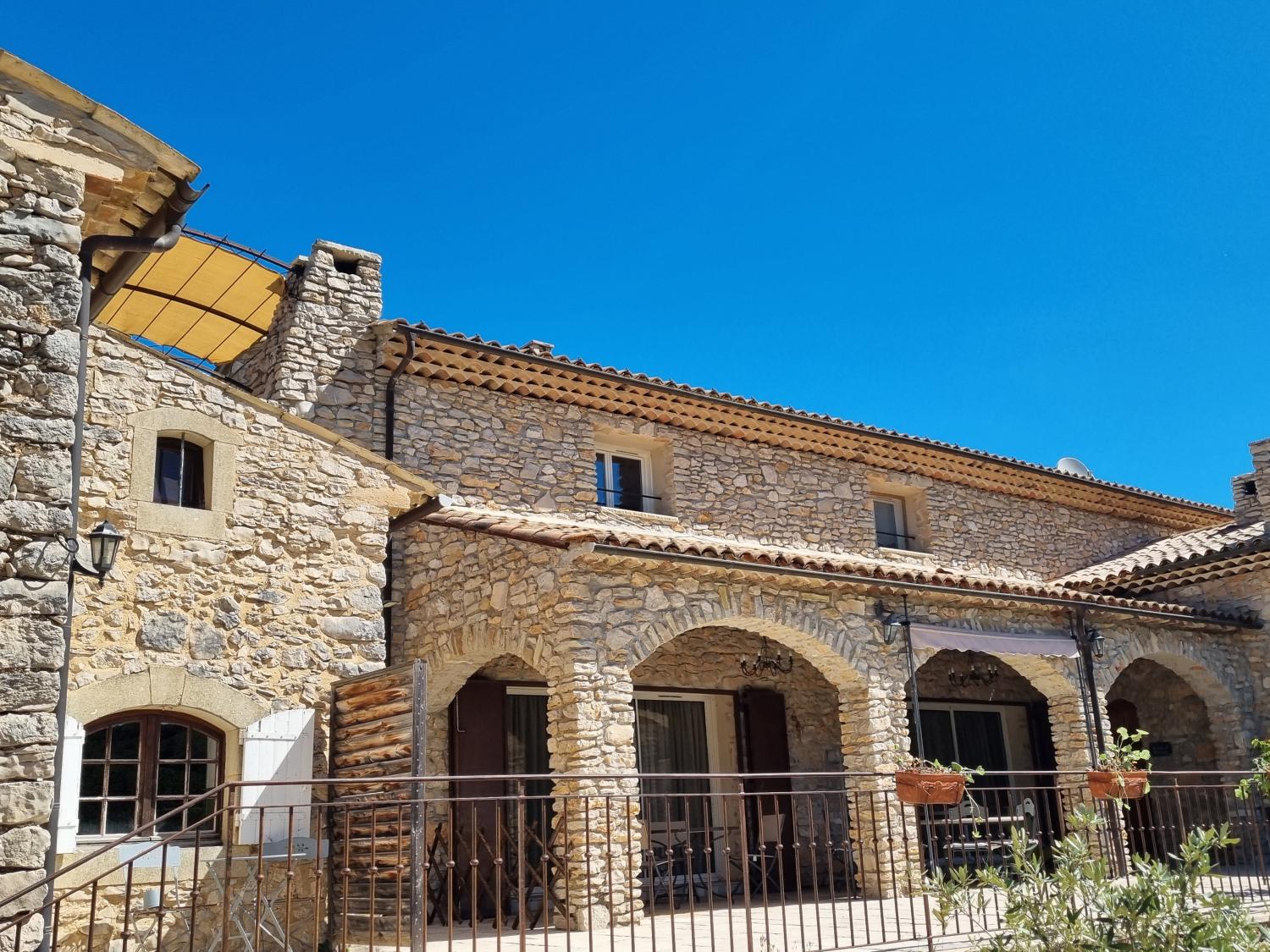  à vendre maison avec gîte Banon Alpes-de-Haute-Provence 1