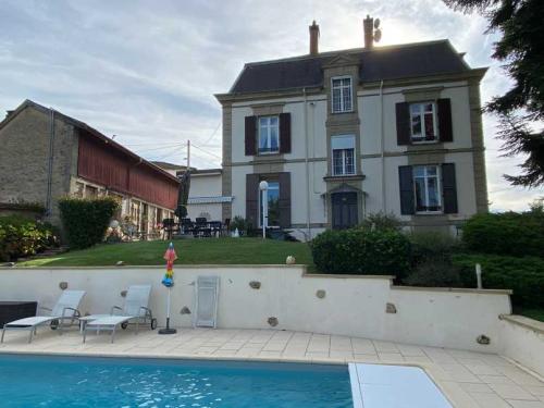  à vendre maison bourgeoise Monthureux-sur-Saône Vosges 53