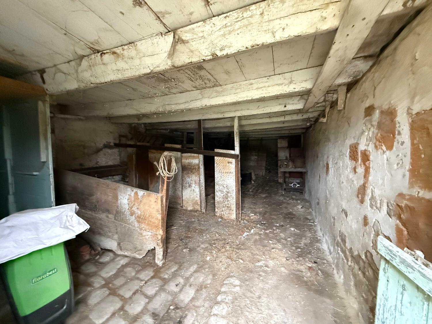 à vendre ferme de village Jussey Haute-Saône 30