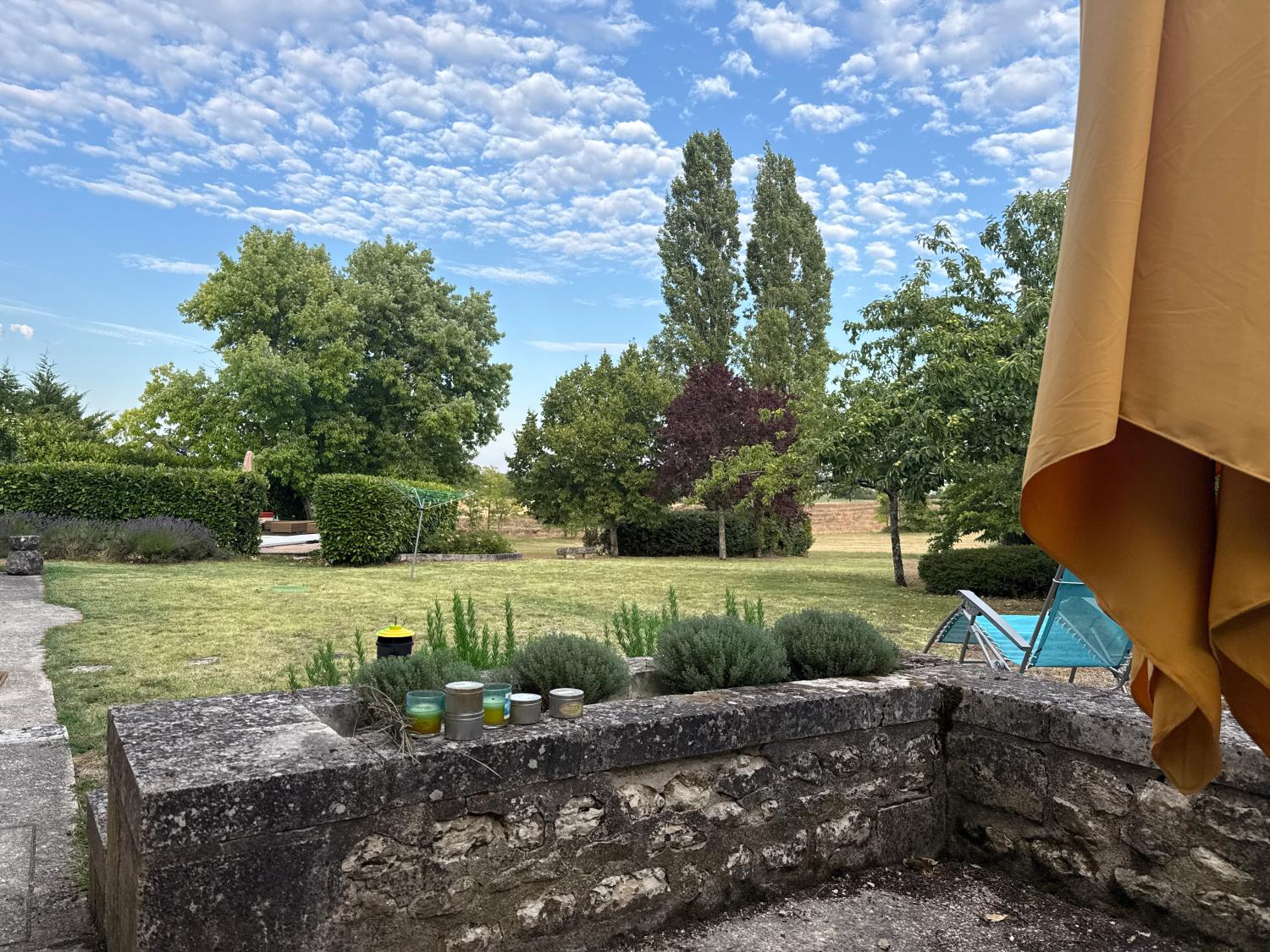  à vendre maison indépendant Cherval Dordogne 2