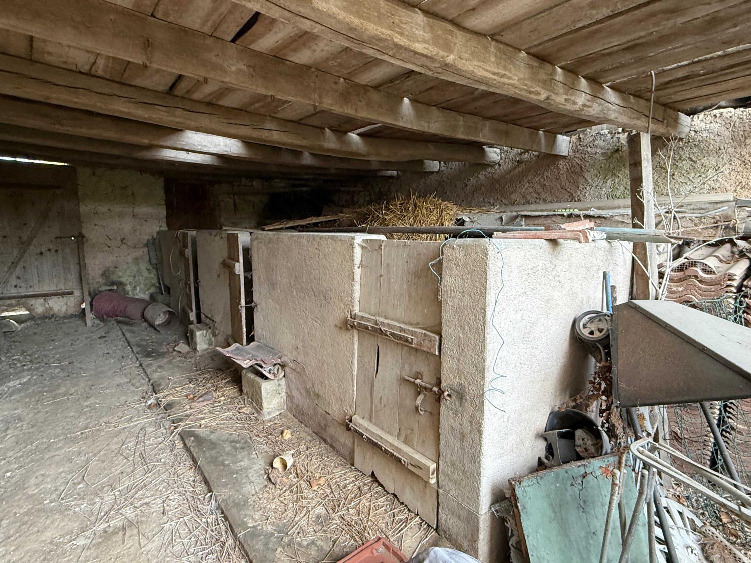 à vendre ferme de village Jussey Haute-Saône 36