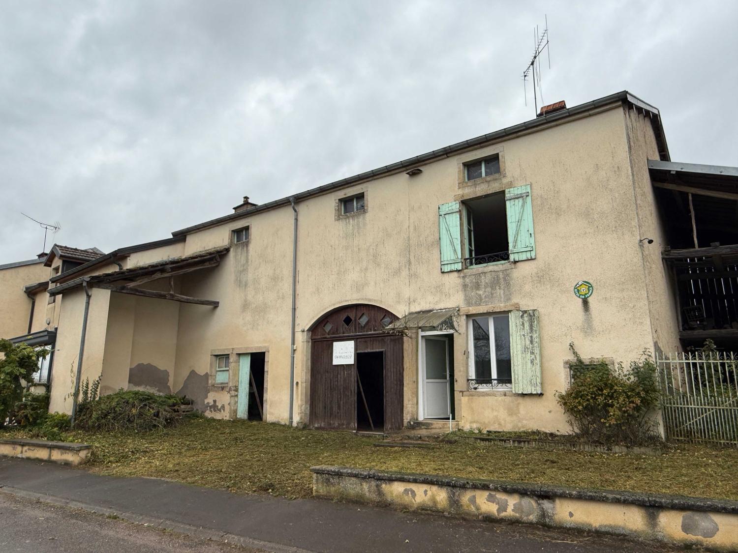 à vendre ferme de village Jussey Haute-Saône 1