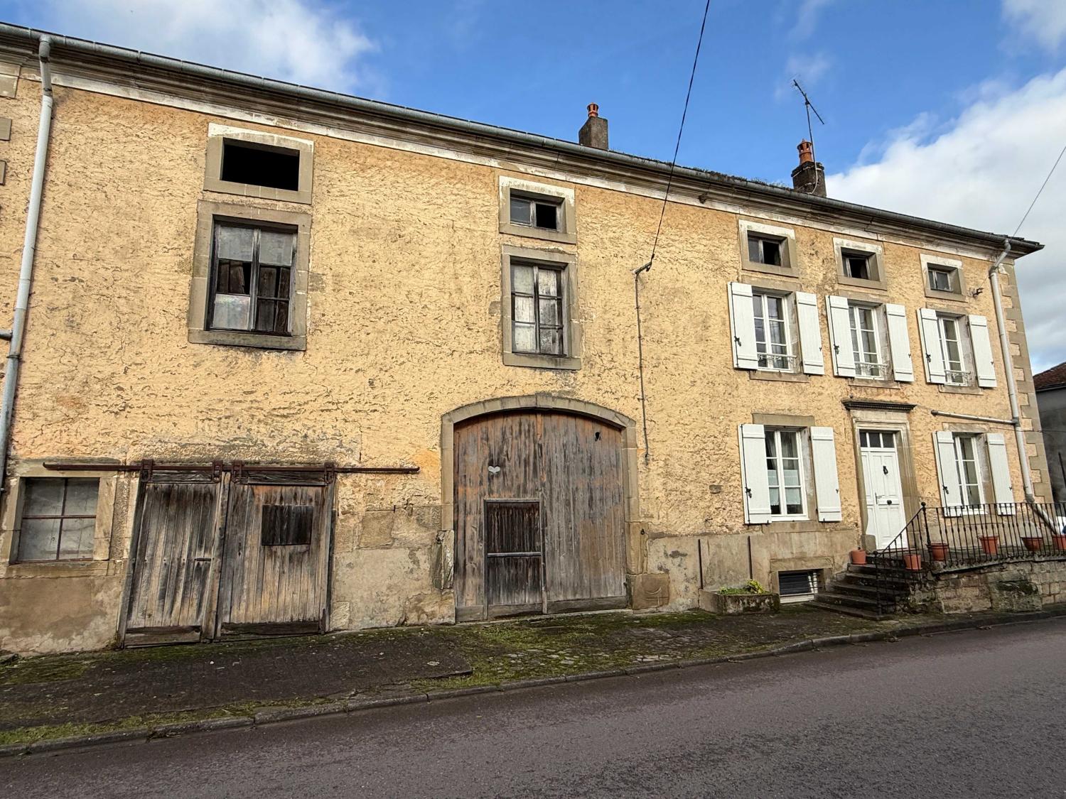 à vendre maison bourgeoise Monthureux-sur-Saône Vosges 26