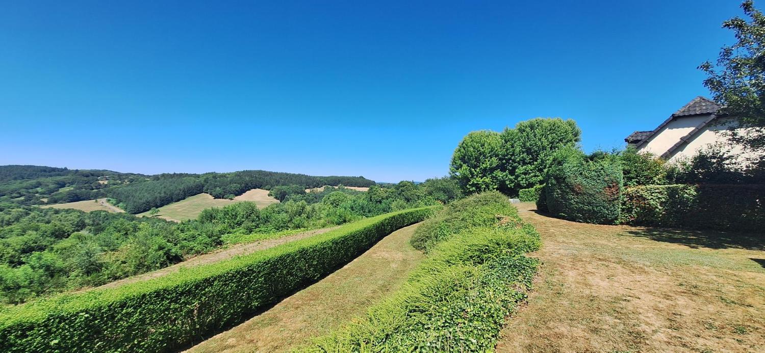 à vendre propriété Saint-Salvadour Corrèze 22
