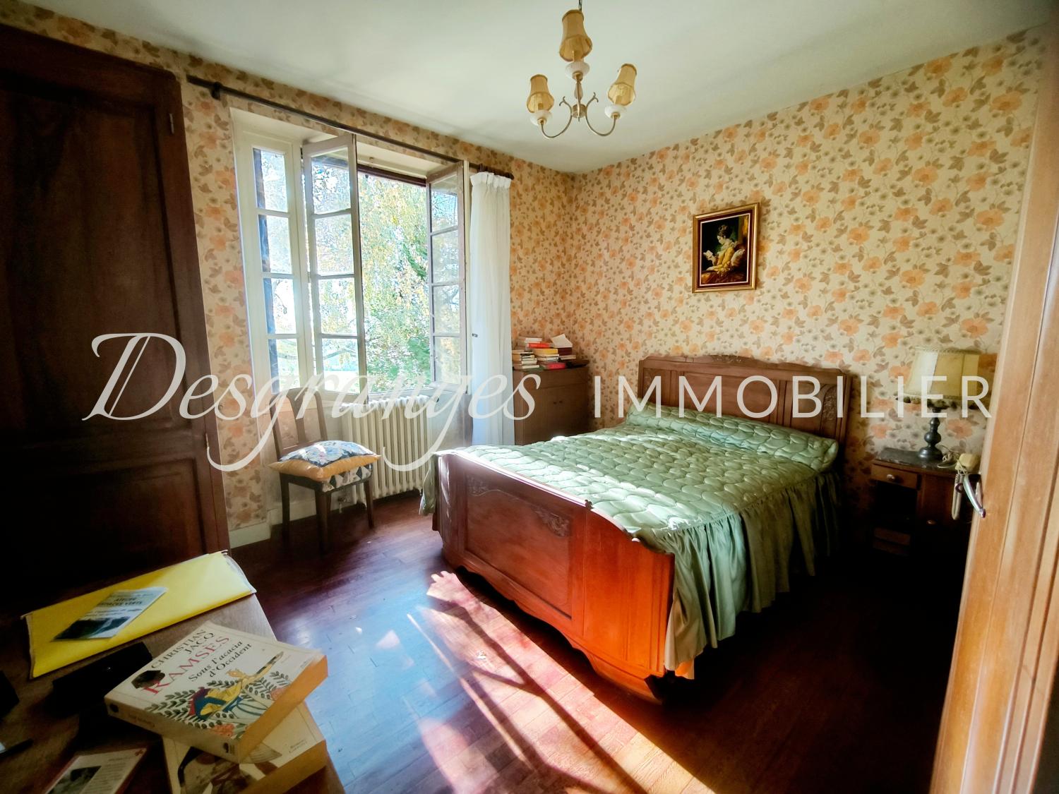  à vendre maison indépendant Génis Dordogne 9