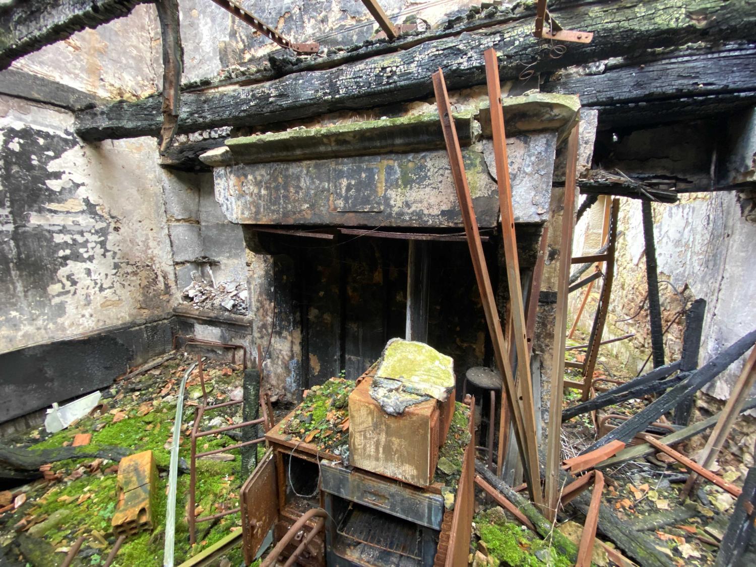 à vendre maison de village Bourbonne-les-Bains Haute-Marne 13