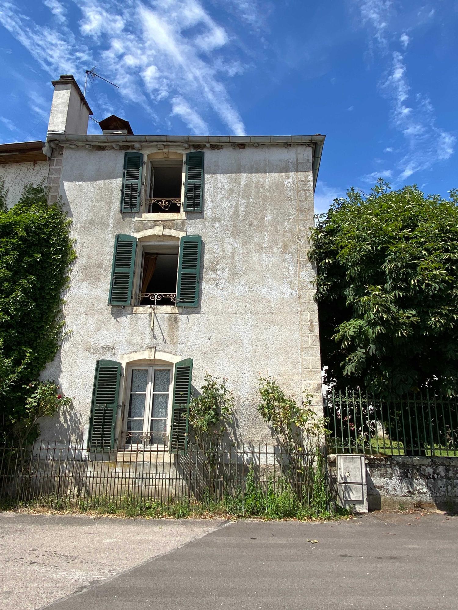 à vendre maison bourgeoise Monthureux-sur-Saône Vosges 35