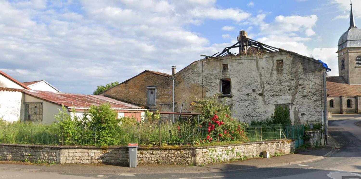 à vendre maison de village Bourbonne-les-Bains Haute-Marne 1