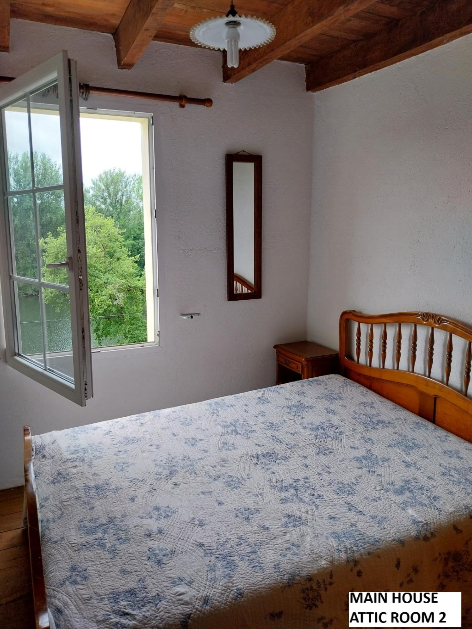  à vendre maison avec gîte Puy-l'Évêque Lot 18