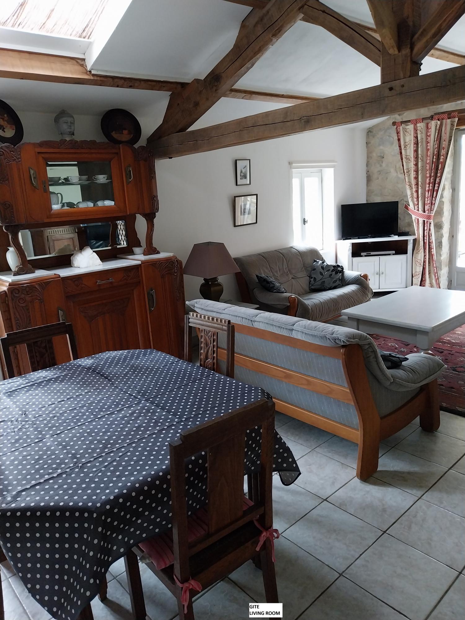  à vendre maison avec gîte Puy-l'Évêque Lot 25