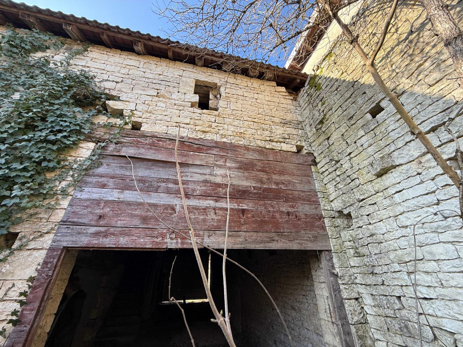  à vendre ferme de village Châteauvillain Haute-Marne 19