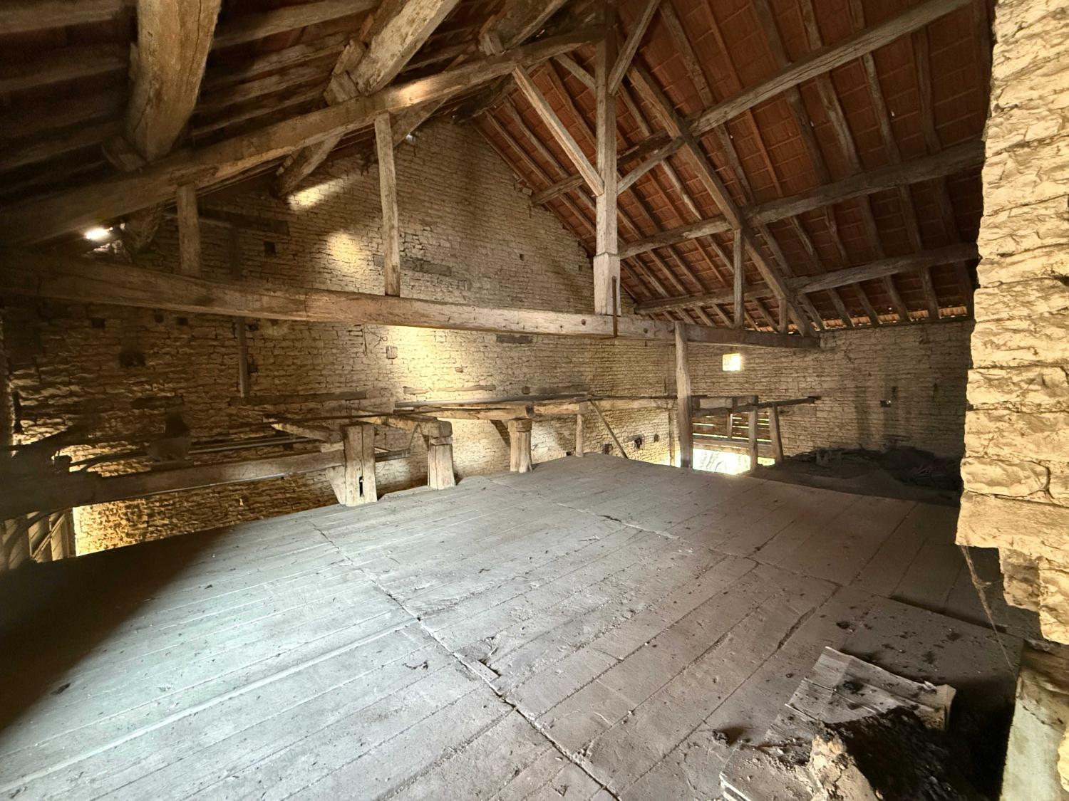  à vendre ferme de village Châteauvillain Haute-Marne 27