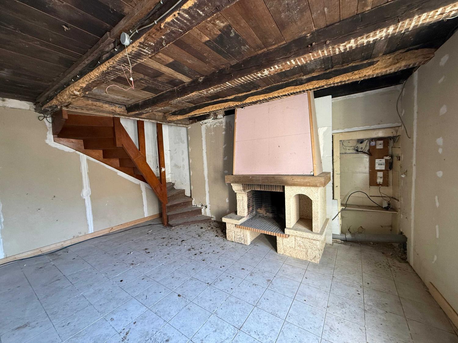  à vendre ferme de village Châteauvillain Haute-Marne 4