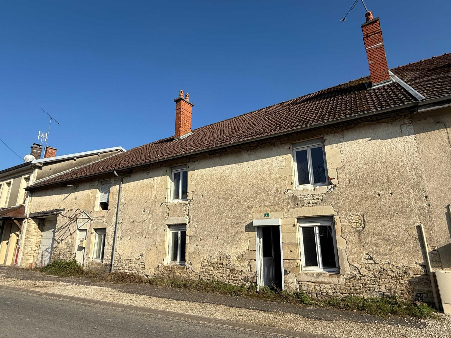  à vendre ferme de village Châteauvillain Haute-Marne 30