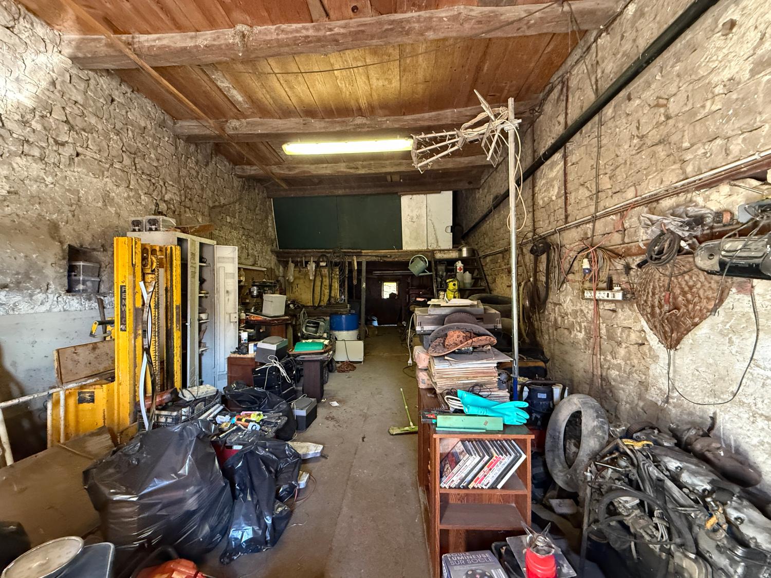 à vendre ferme de village Melay Haute-Marne 20