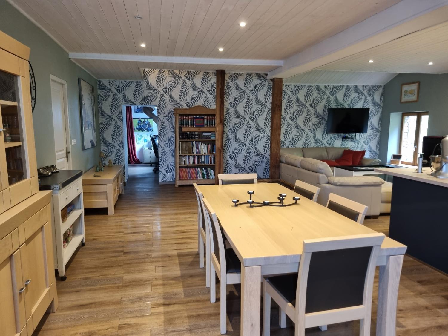  à vendre gîtes/ chambres d'hôtes Le Mayet-de-Montagne Allier 6