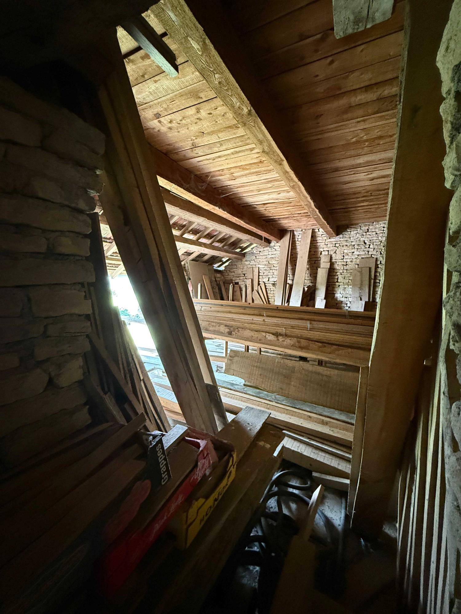 à vendre ferme de village Confracourt Haute-Saône 27