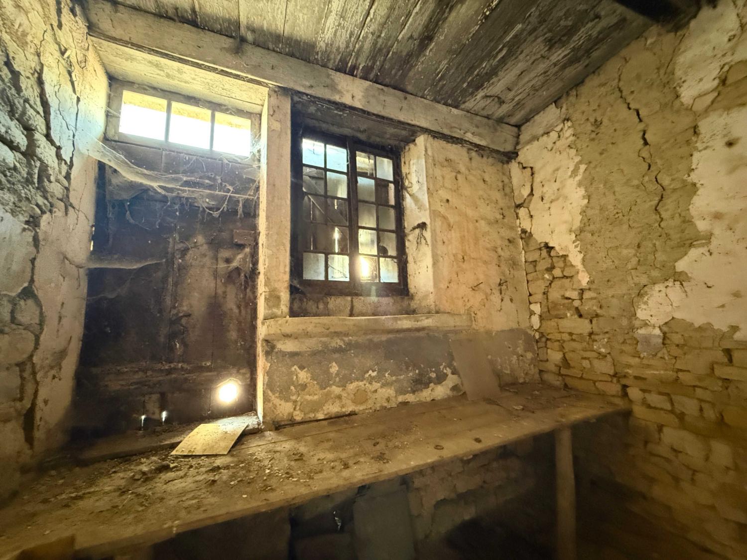  à vendre ferme de village Voisey Haute-Marne 35