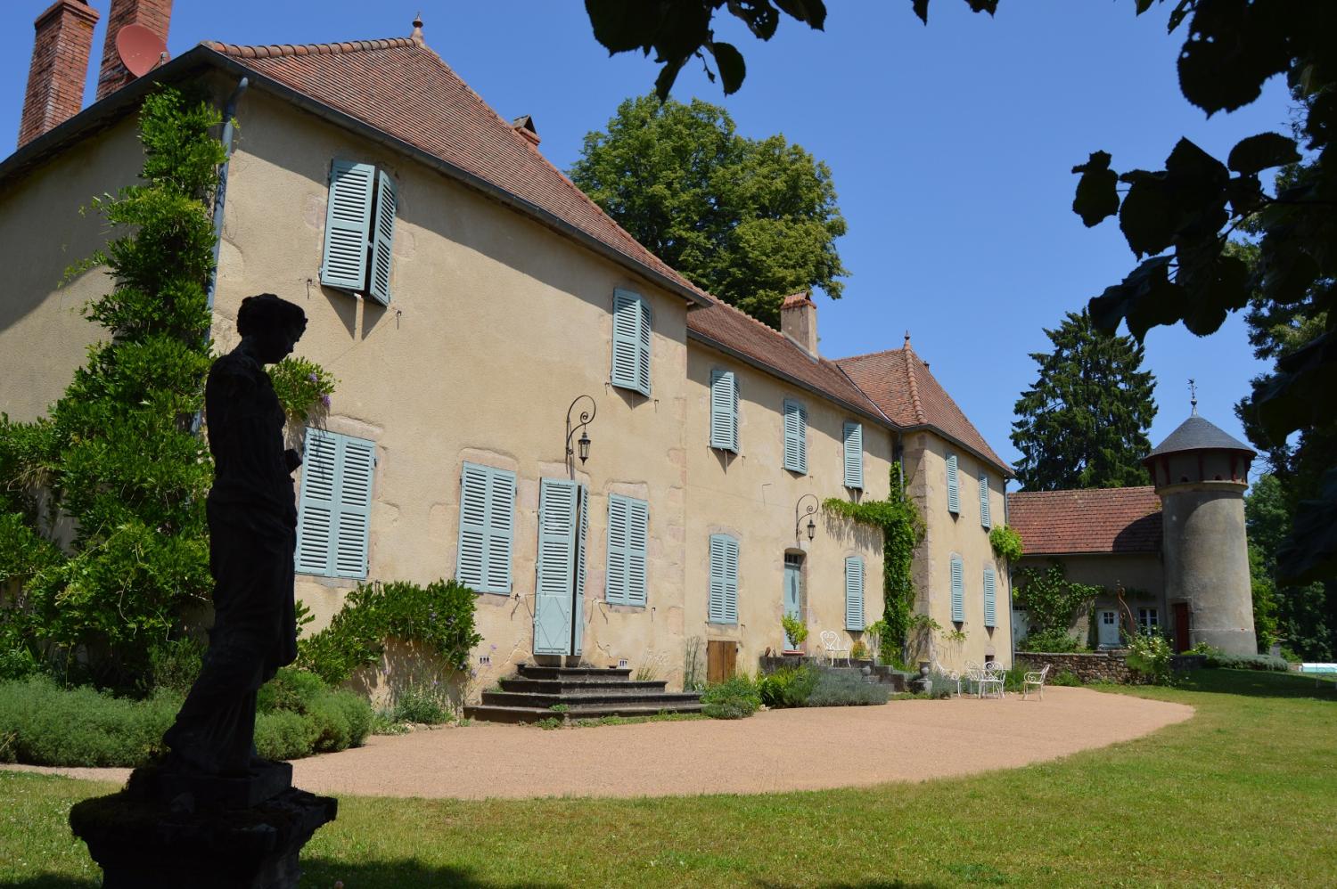  à vendre château Luzy Nièvre 1