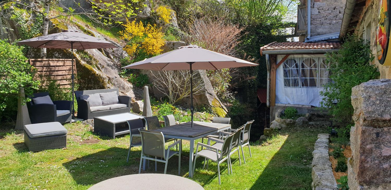  à vendre gîtes/ chambres d'hôtes Le Mayet-de-Montagne Allier 13