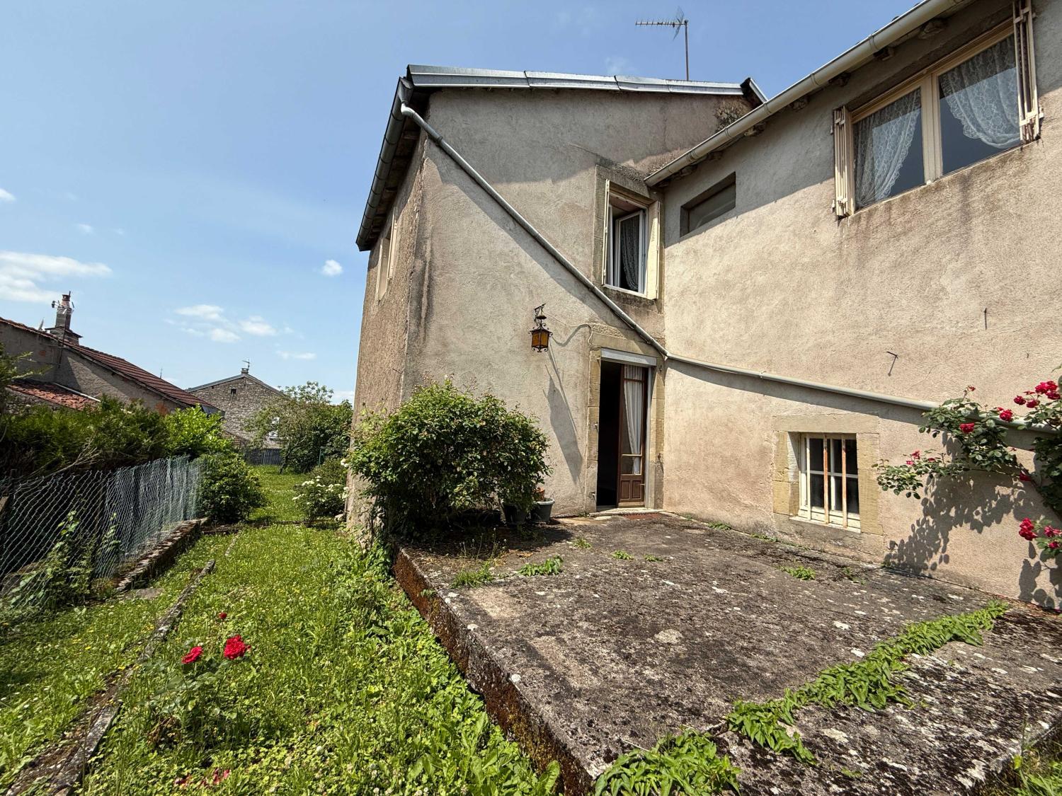  à vendre ferme de village Voisey Haute-Marne 11