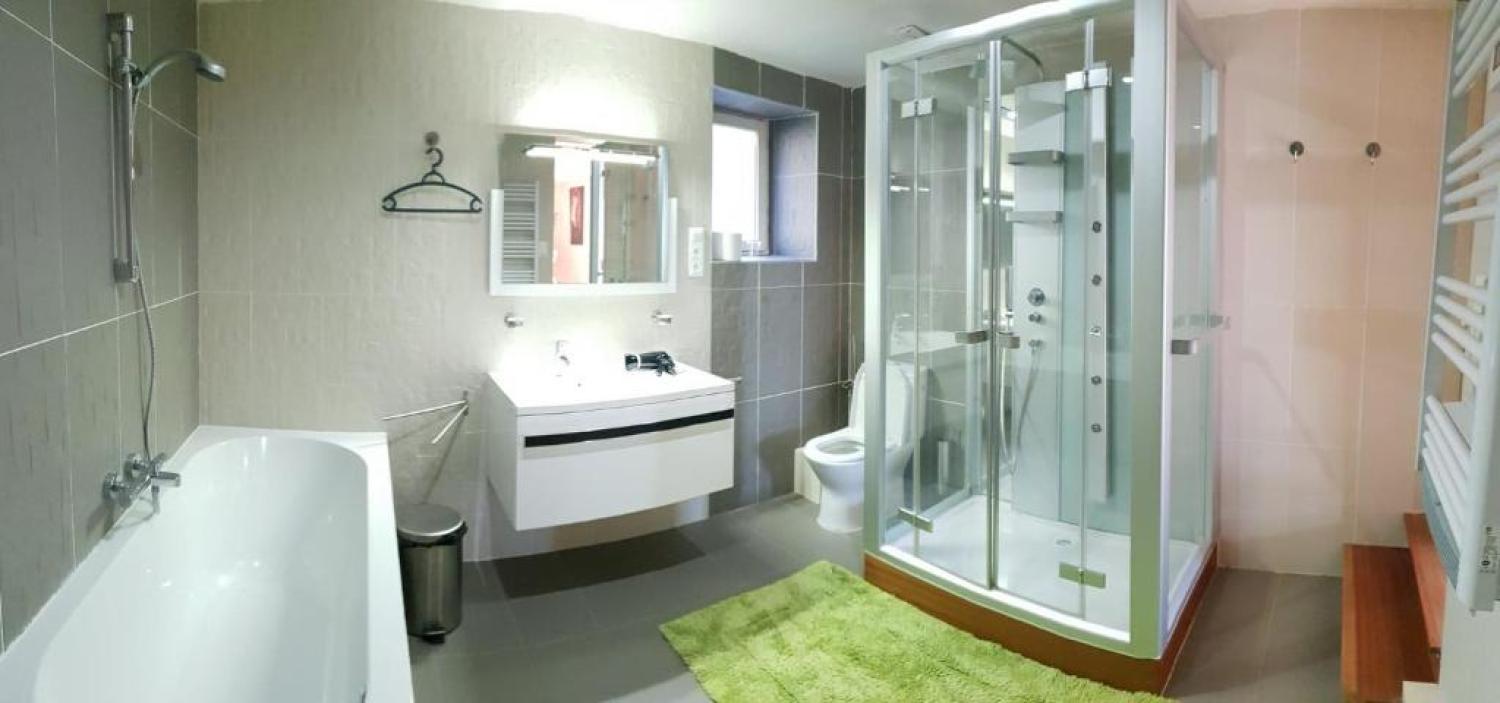 à vendre gîtes/ chambres d'hôtes Le Mayet-de-Montagne Allier 8