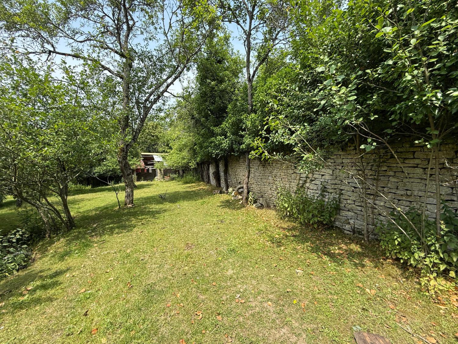  à vendre ferme de village Confracourt Haute-Saône 41