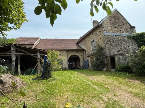 Confracourt Haute-Saône ferme de village foto
