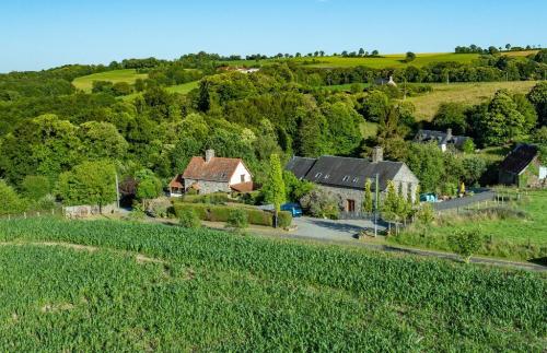 Saint-Hilaire-du-Harcouët Manche maison avec gîte foto