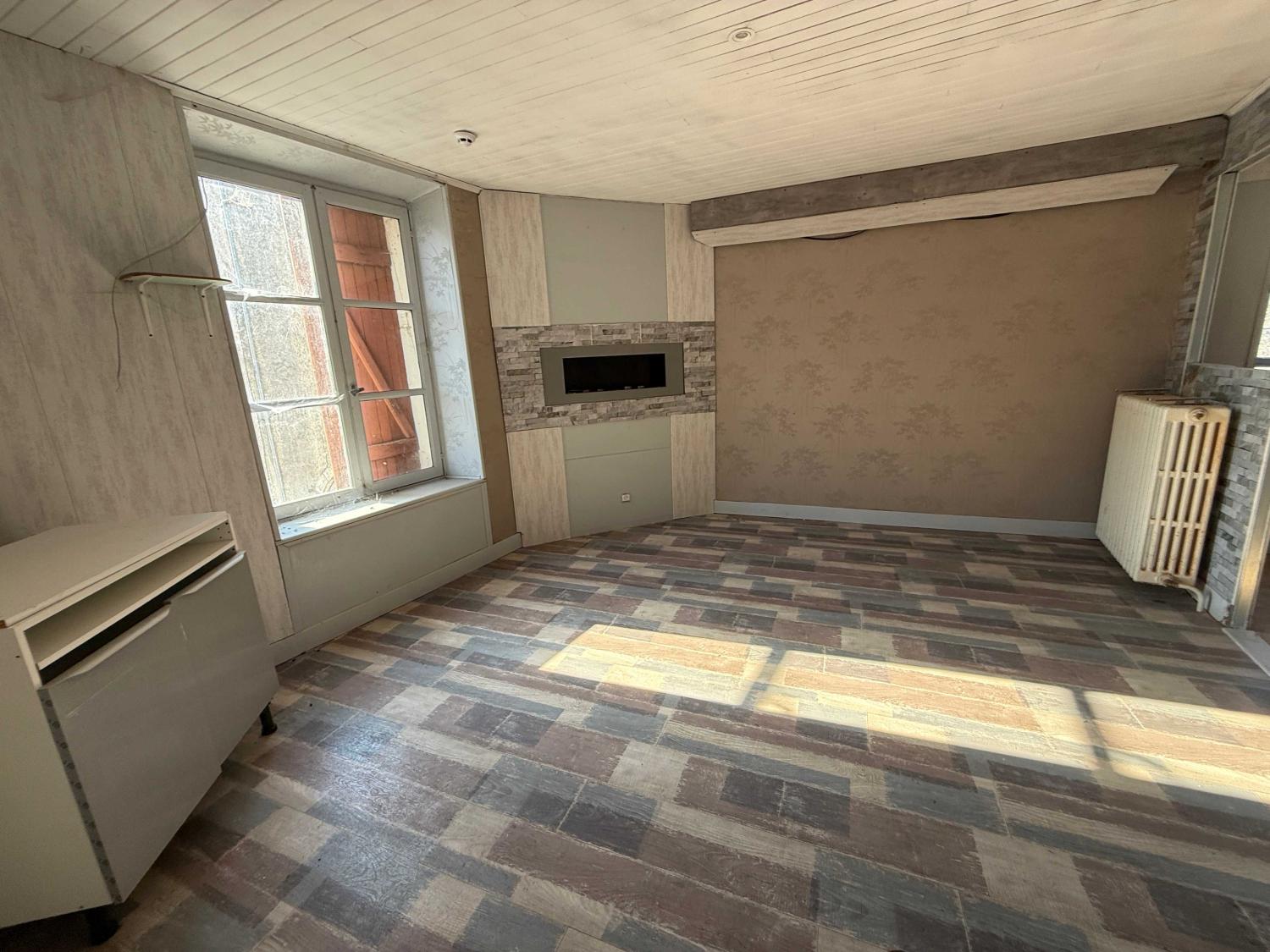  à vendre maison de village Bourbonne-les-Bains Haute-Marne 12