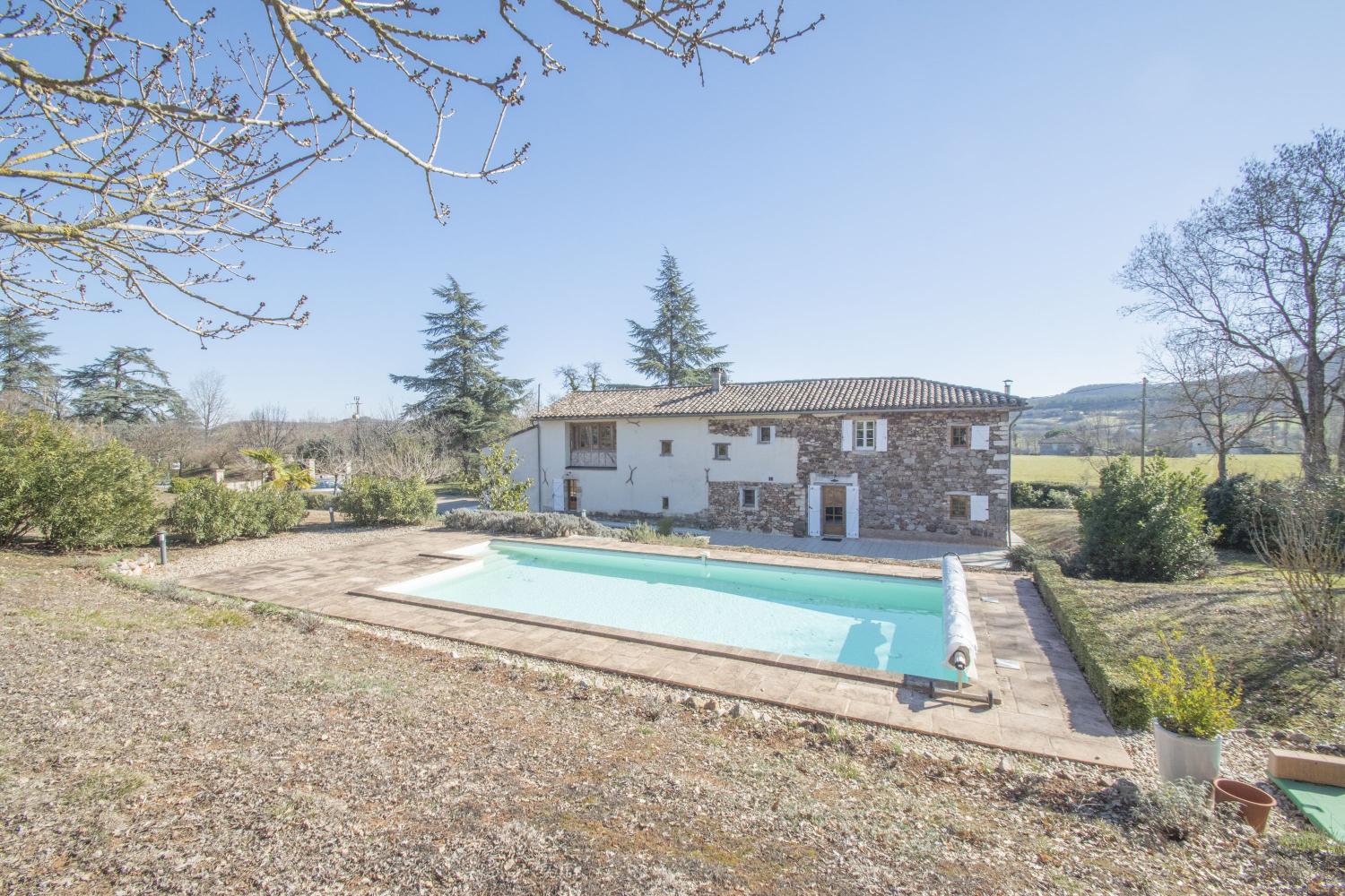  à vendre gîtes/ chambres d'hôtes Castelnau-de-Montmiral Tarn 1
