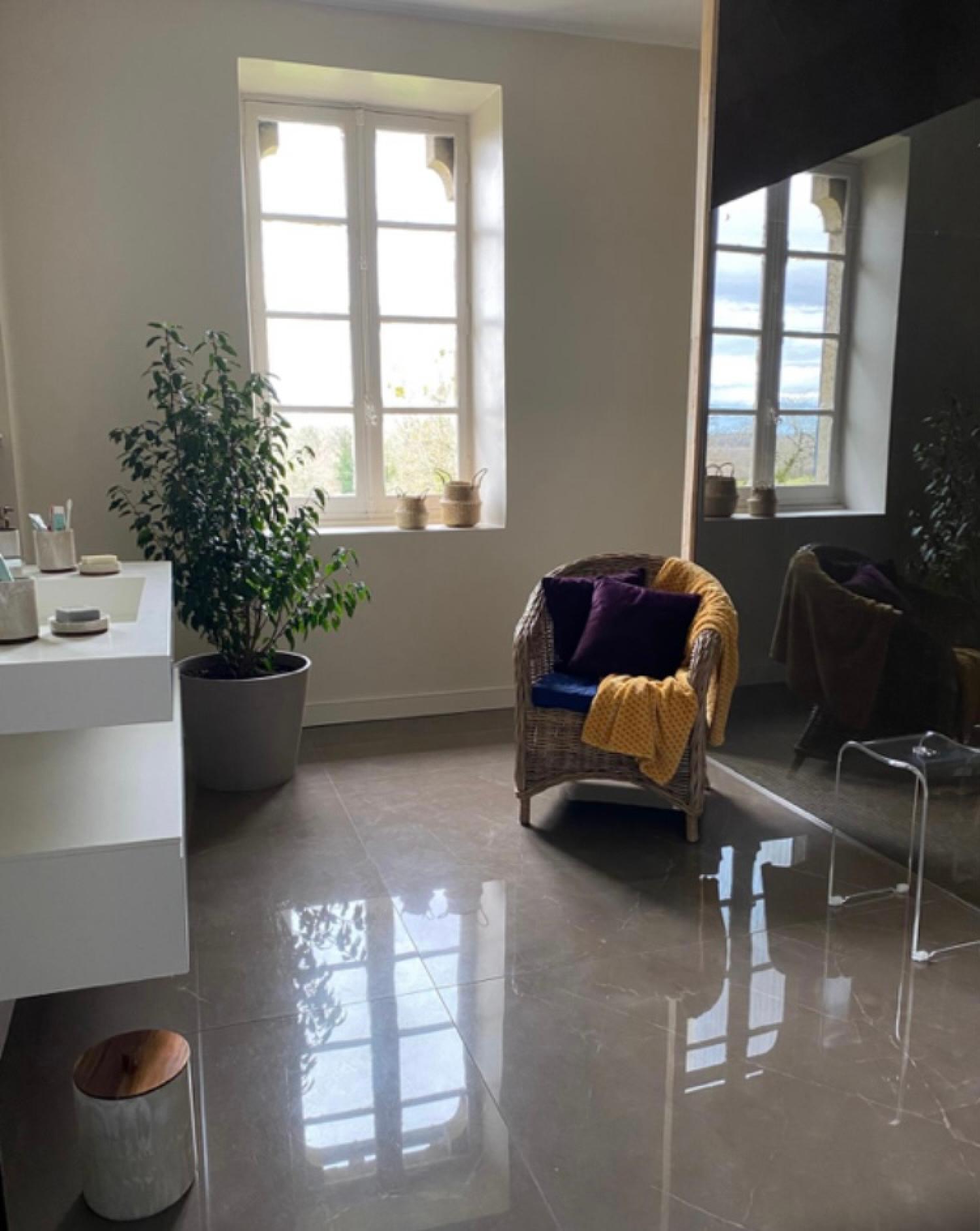  à vendre maison bourgeoise Saint-Honoré-Les-Bains Nièvre 22