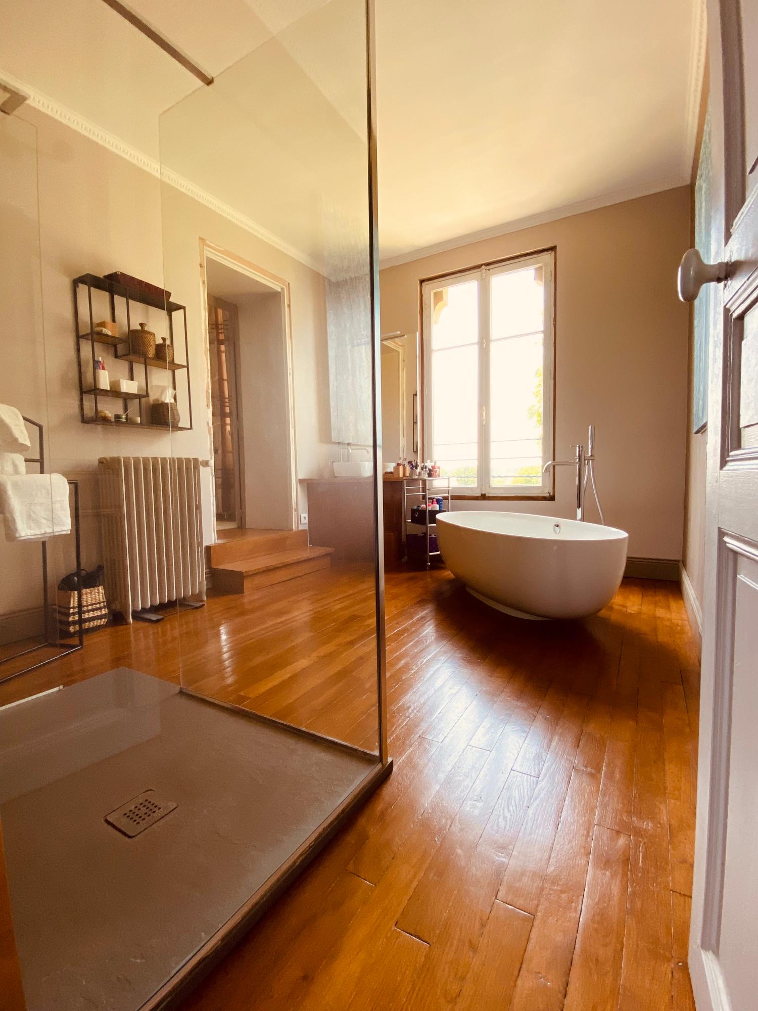  à vendre maison bourgeoise Saint-Honoré-Les-Bains Nièvre 30