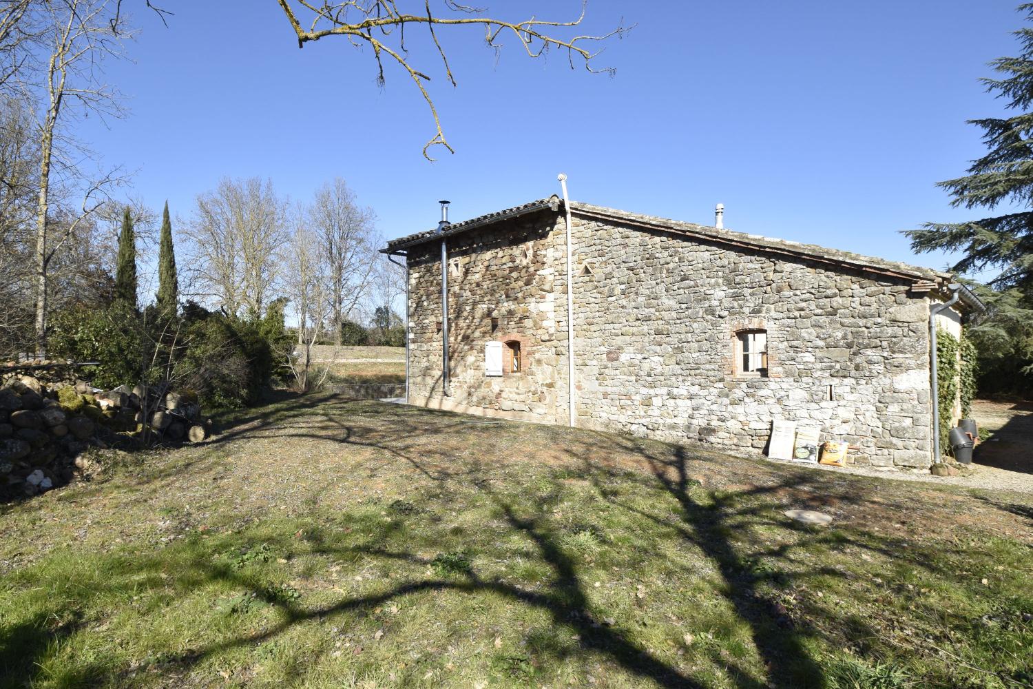  à vendre gîtes/ chambres d'hôtes Castelnau-de-Montmiral Tarn 23