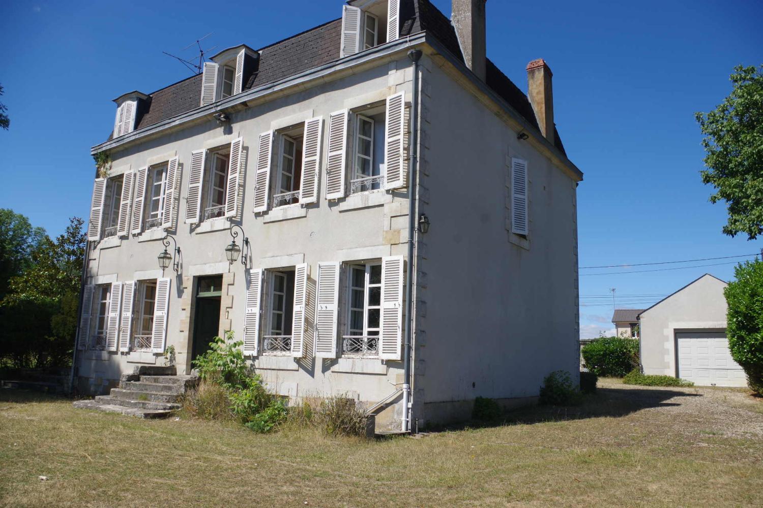  à vendre maison bourgeoise Châtillon-en-Bazois Nièvre 3