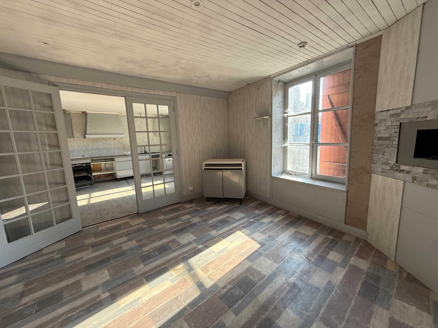  à vendre maison de village Bourbonne-les-Bains Haute-Marne 13