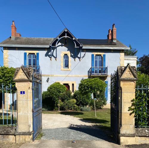 Saint-Honoré-Les-Bains Nièvre maison bourgeoise foto