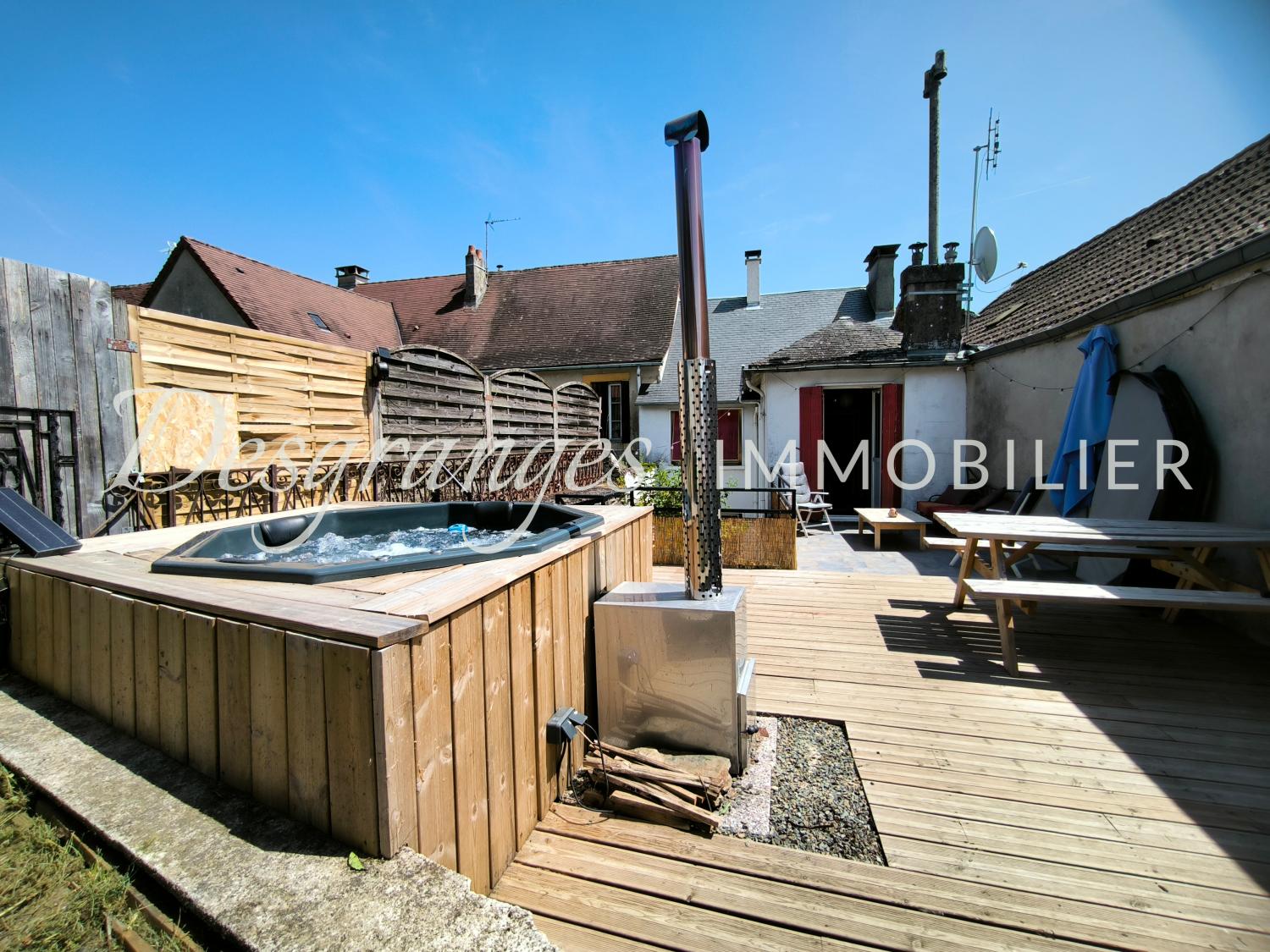  à vendre maison de ville Payzac Dordogne 2