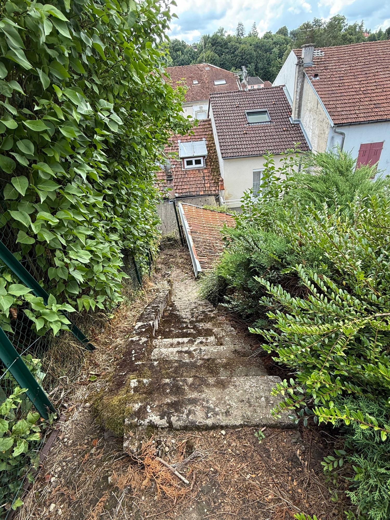  à vendre maison de village Bourbonne-les-Bains Haute-Marne 22