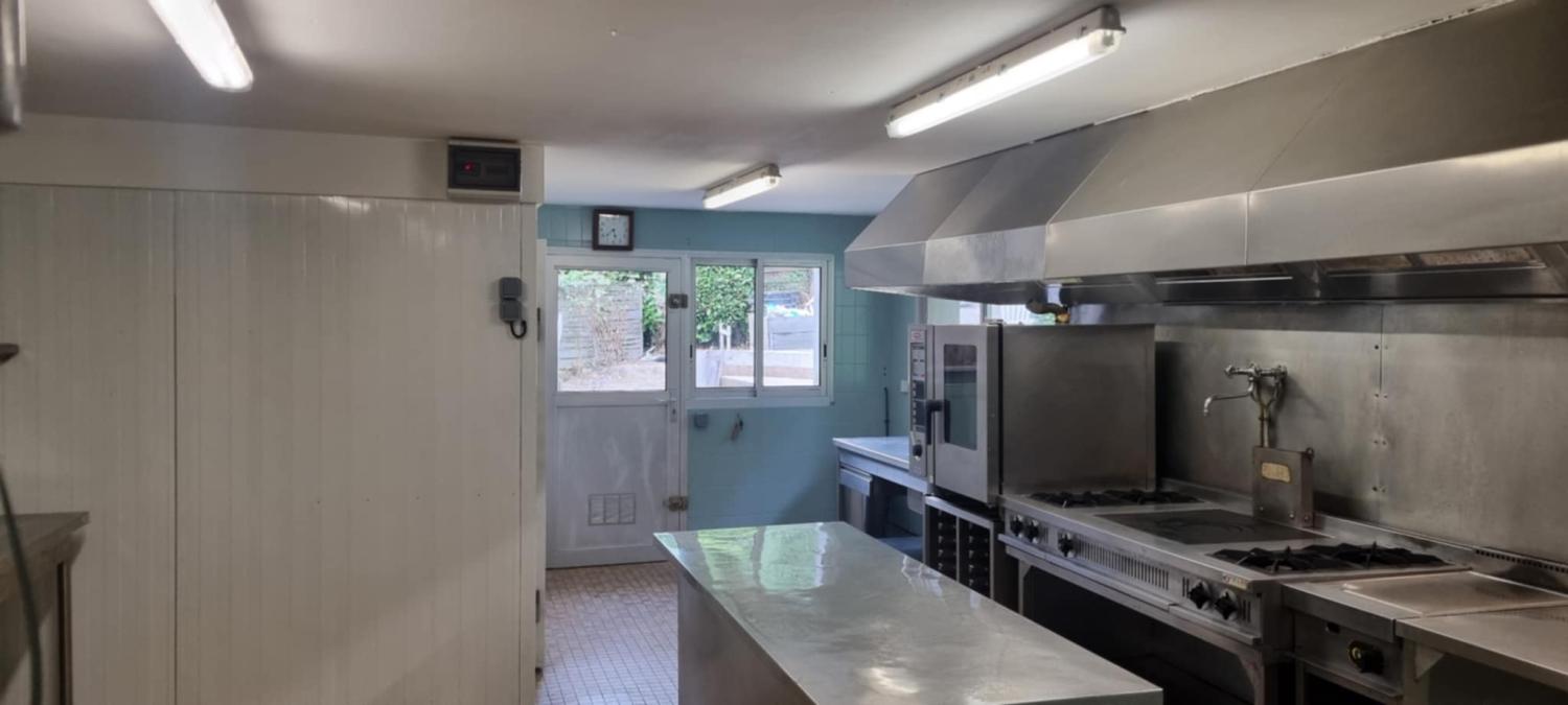  à vendre gîtes/ chambres d'hôtes Le Mayet-de-Montagne Allier 20