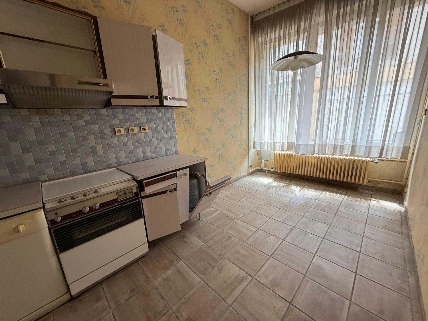 à vendre maison de village Bourbonne-les-Bains Haute-Marne 8